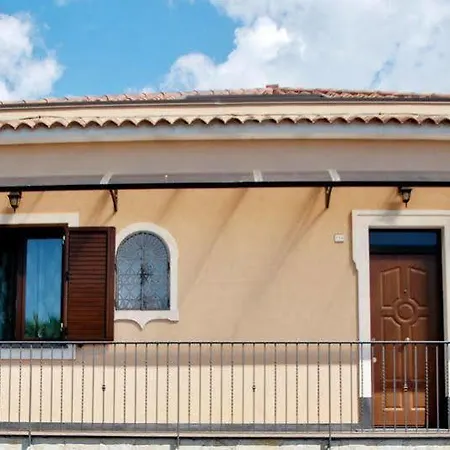 Ferienhaus I Colori Dell'etna Santa Venerina