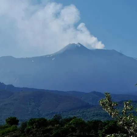 I Colori Dell'etna Holiday home *